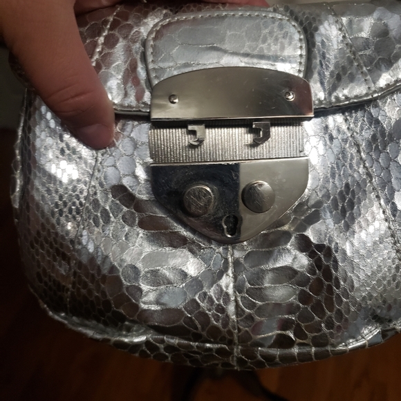 Beautiful one of a kind GEM ๐ of a Purse! - Picture 9 of 16